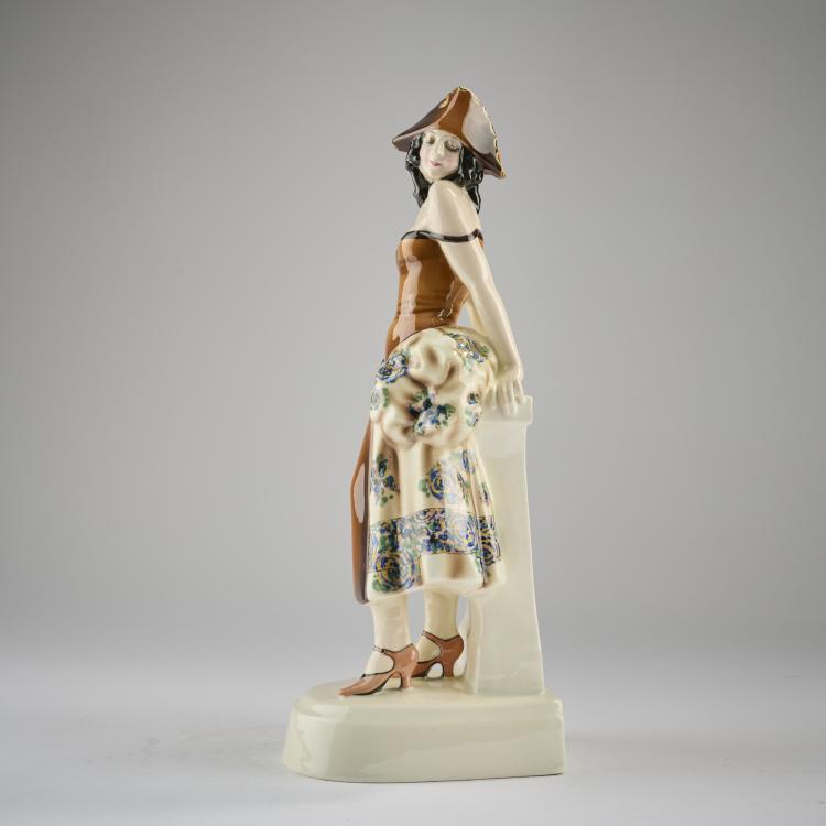 Bild 1 zu Objekt, 'Standing young lady in carnival costume', c. 1925, Josef Lorenzl, Goldscheider, Wien, 171C 578