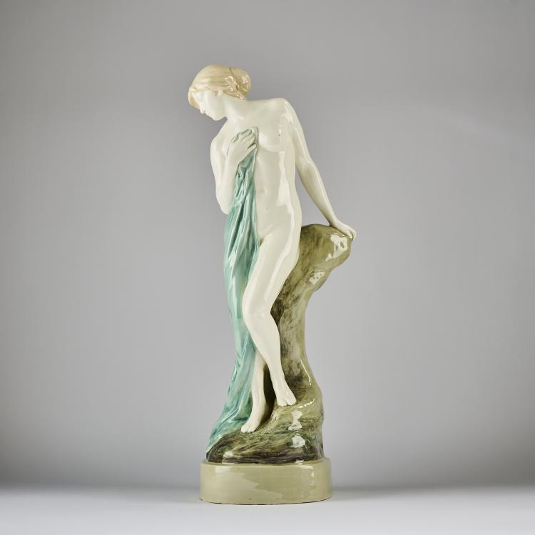 Bild 1 zu Objekt, 'Standing nude with cloth', 1907/08, Max Valentin, Goldscheider, Wien, 171C 562