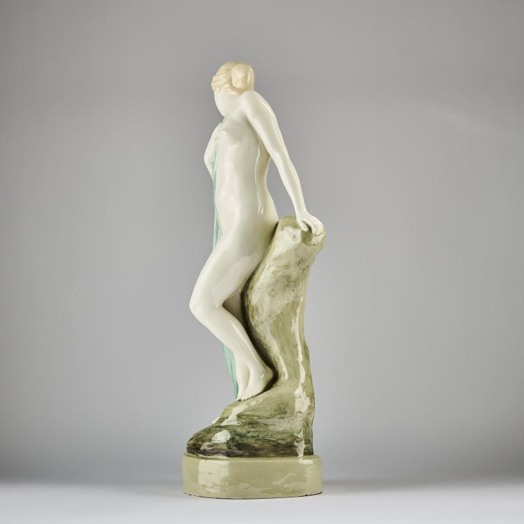 Bild 2 zu Objekt, 'Standing nude with cloth', 1907/08, Max Valentin, Goldscheider, Wien, 171C 562