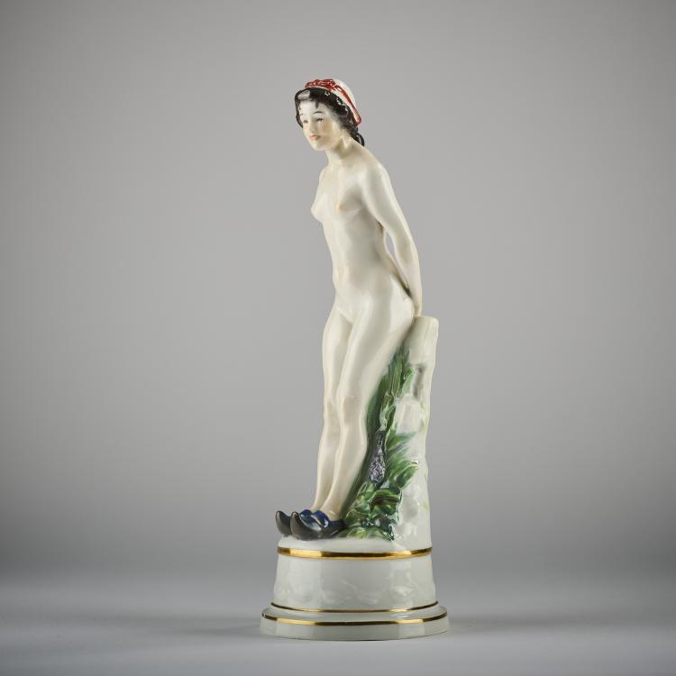 Hauptbild zu Objekt, 'Girl Nude', 1909-11, Jo&eacute; Descomps,Joseph Cormier, Meissen, KPM, 171C 534
