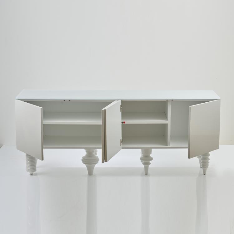 Bild 1 zu Objekt, Sideboard 'Multileg', 2006, Jaime Hayon, b.d Barcelona Design, Barcelona, 170B 391