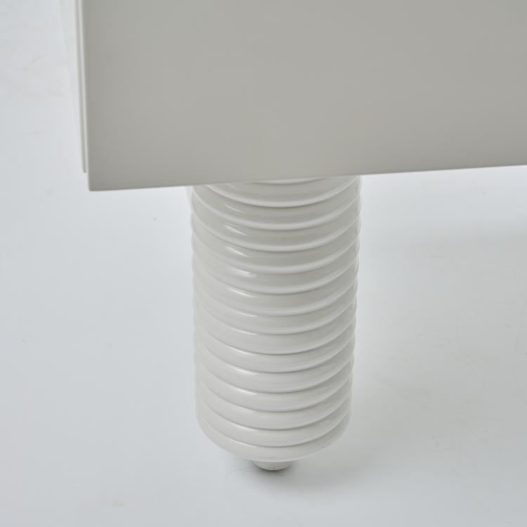 Bild 5 zu Objekt, Sideboard 'Multileg', 2006, Jaime Hayon, b.d Barcelona Design, Barcelona, 170B 391