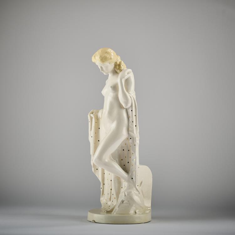 Bild 1 zu Objekt, 'Helen of Troy', c. 1907, Michael Powolny, Gmunder Keramik (wohl), 171C 556