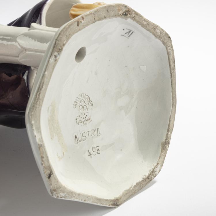 Bild 3 zu Objekt, Lamp base 'Young Lady Standing in the Wind', 1929-39, Marcell Goldscheider, Goldscheider, Marcell, Wien, 171C 561