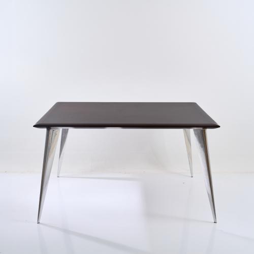 'J. (Série Lang)' table, 1991