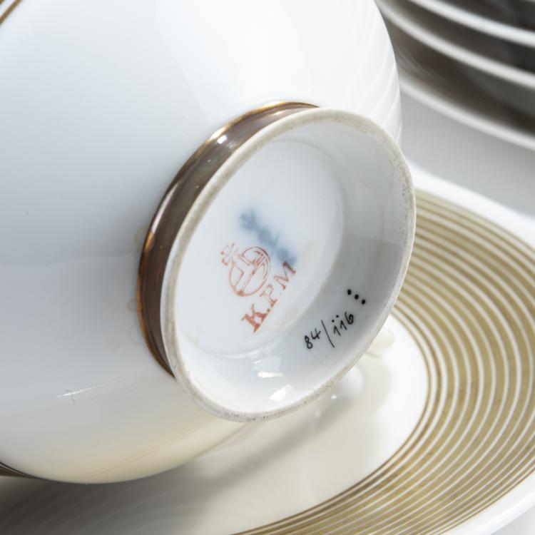Bild 2 zu Objekt, 20-piece tea service 'Halle', 1929, Marguerite Friedlaender-Wildenhain,Trude Petri, Berlin, KPM, 172A 34