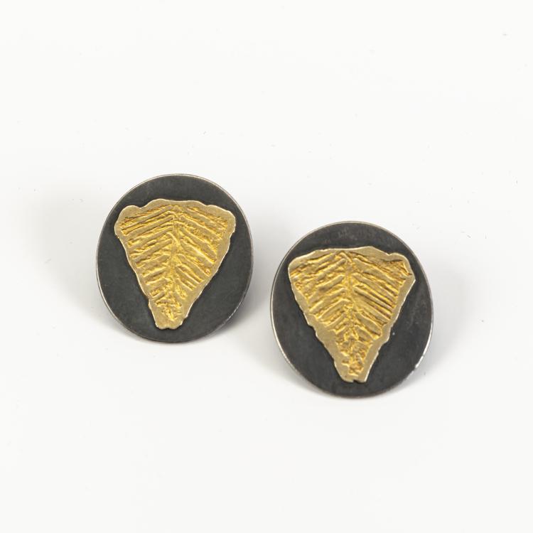 Hauptbild zu Objekt, Pair of stud earrings, 1980s, Ebbe Weiss-Weingart, 172D 529
