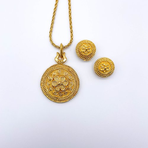 Two-piece vintage jewelry set