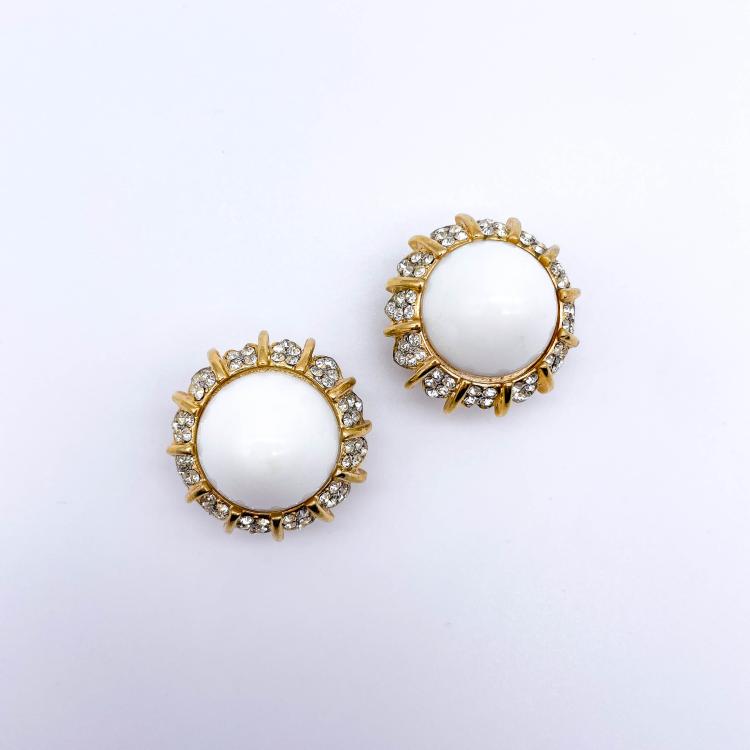 Hauptbild zu Objekt, Pair of Vintage clip earrings, Lane, Kenneth Jay, 172E 831