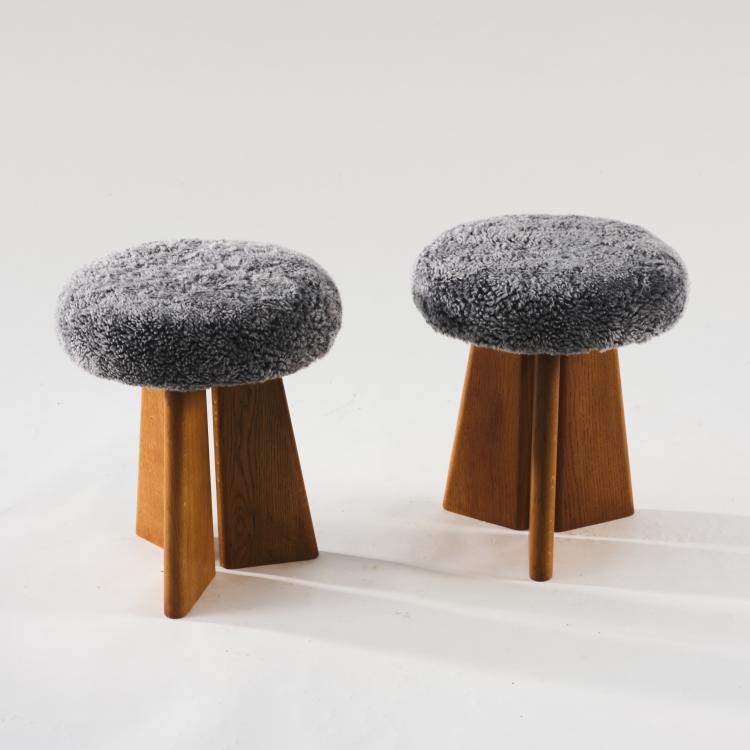 Hauptbild zu Objekt, Zwei Hocker 'K2', 2021, D&auml;nemark, 170B 441