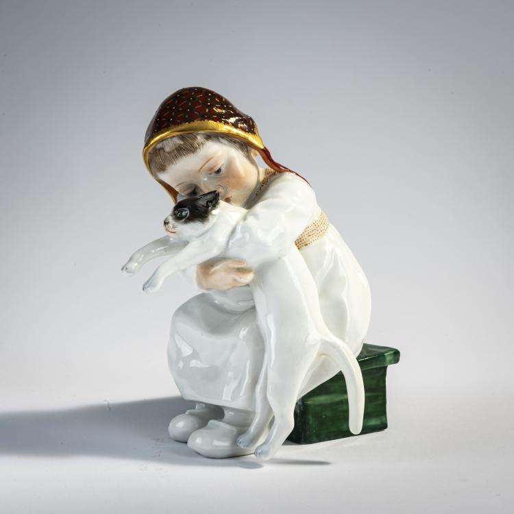 Hauptbild zu Objekt, 'Child with a cat in their arms, sitting on a bench', 1905, Konrad Hentschel, Mei&szlig;en, 171B 334