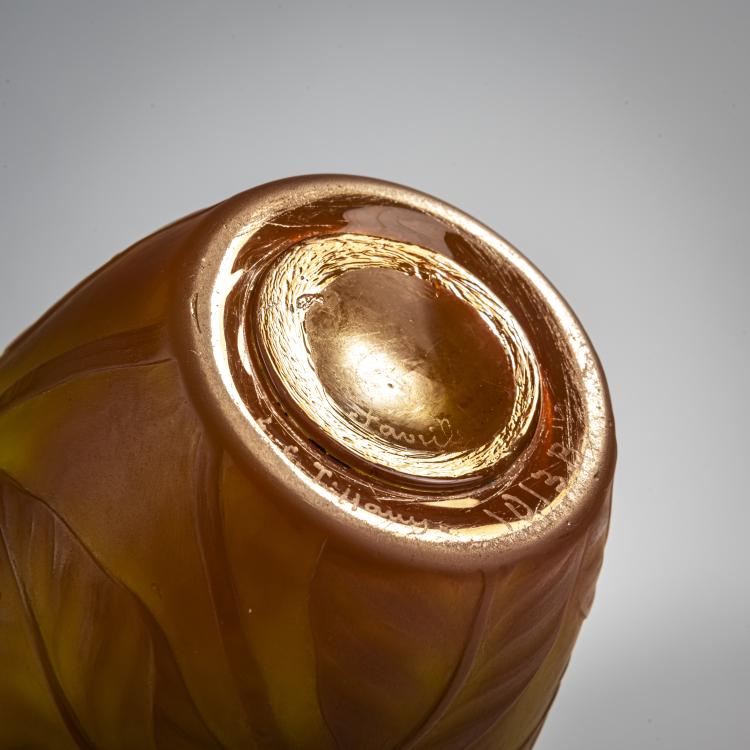 Bild 2 zu Objekt, Achat-Vase, 1907, Louis C. Tiffany, Tiffany, L. C., New York, 171A 271