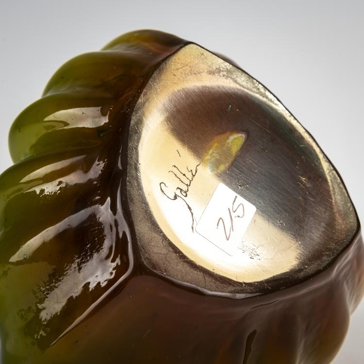 Bild 2 zu Objekt, 'Tomate' flacon, from a series of fruit for the Paris World Fair 1900, Emile Gall&eacute;, Gall&eacute;, Emile, Nancy, 171A 107