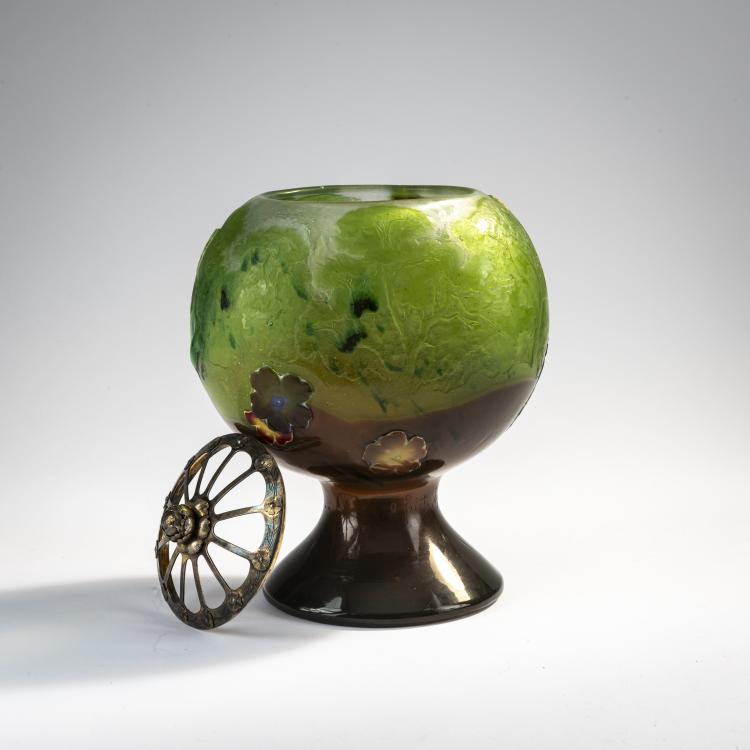 Bild 1 zu Objekt, Marqueterie parlante vase with a quote from Victor Hugo's 'Melancholia' exhibited at the Paris World Fair 1900, Emile Gall&eacute;, Gall&eacute;, Emile, Nancy, 171A 108