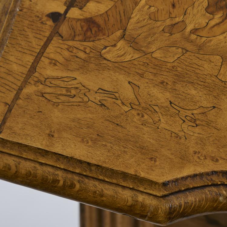 Bild 2 zu Objekt, Truhe mit Reisigsammlern, 1900, Emile Gall&eacute;, Gall&eacute;, Emile, Nancy, 171A 219