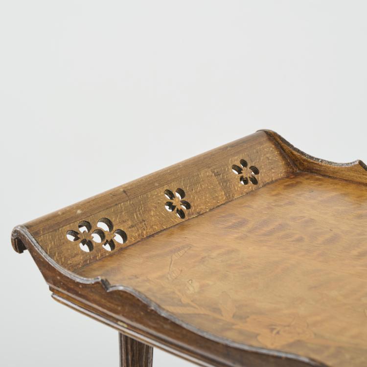 Bild 3 zu Objekt, Tea table 'Iris', c. 1898, Emile Gall&eacute;, Gall&eacute;, Emile, Nancy, 171A 217