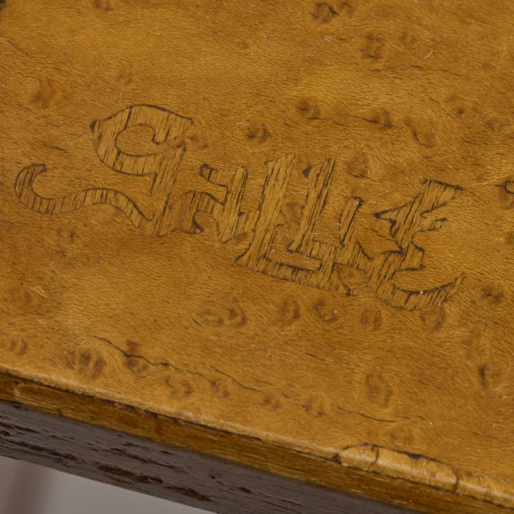 Bild 4 zu Objekt, Three nesting tables 'Paysage polaire', 1920s, Emile Gall&eacute;, Gall&eacute;, Etablisements, Nancy, 171A 222