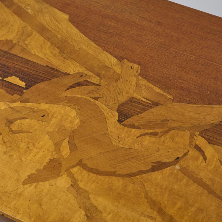 Bild 8 zu Objekt, Three nesting tables 'Paysage polaire', 1920s, Emile Gall&eacute;, Gall&eacute;, Etablisements, Nancy, 171A 222