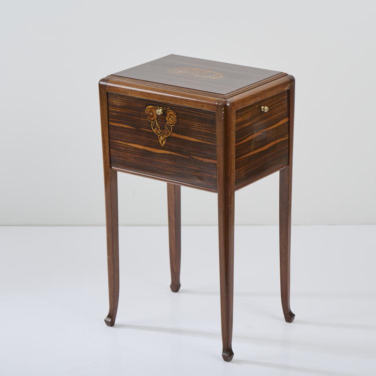 Bild 1 zu Objekt, Barschr&auml;nkchen, um 1925, Louis Majorelle, Majorelle, Louis, Nancy, 174A 344