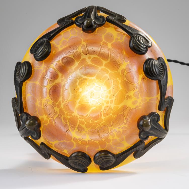 Bild 2 zu Objekt, Fig&uuml;rliche Tischleuchte, um 1900, Gustav Gurschner, L&ouml;tz Wwe., Klosterm&uuml;hle; Gurschner, Gustav, 171B 300