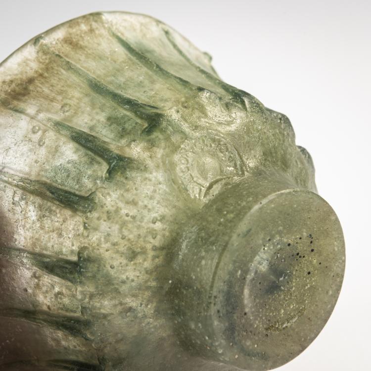 Bild 2 zu Objekt, Small bowl 'Nervures', 1920, Fran&ccedil;ois D&eacute;corchemont, Decorchemont, Fran&ccedil;ois, Conches, 171A 76