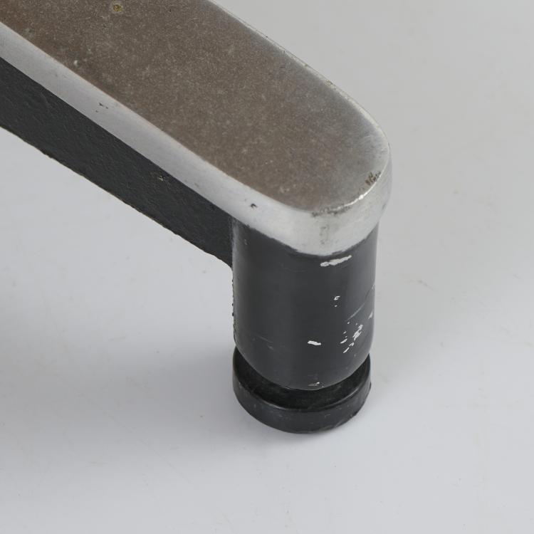 Bild 1 zu Objekt, Armlehnsessel '670' mit Ottoman '671', 1956, Charles Eames,Ray Eames, Miller, Herman, Zeeland, 172A 147