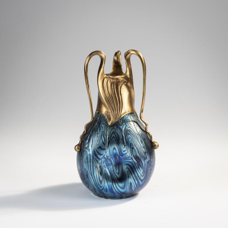 Hauptbild zu Objekt, Ph&auml;nomen-Vase mit Montierung von Walter Scherf & Co., N&uuml;rnberg, um 1900, L&ouml;tz Wwe., Klosterm&uuml;hle, 171A 241