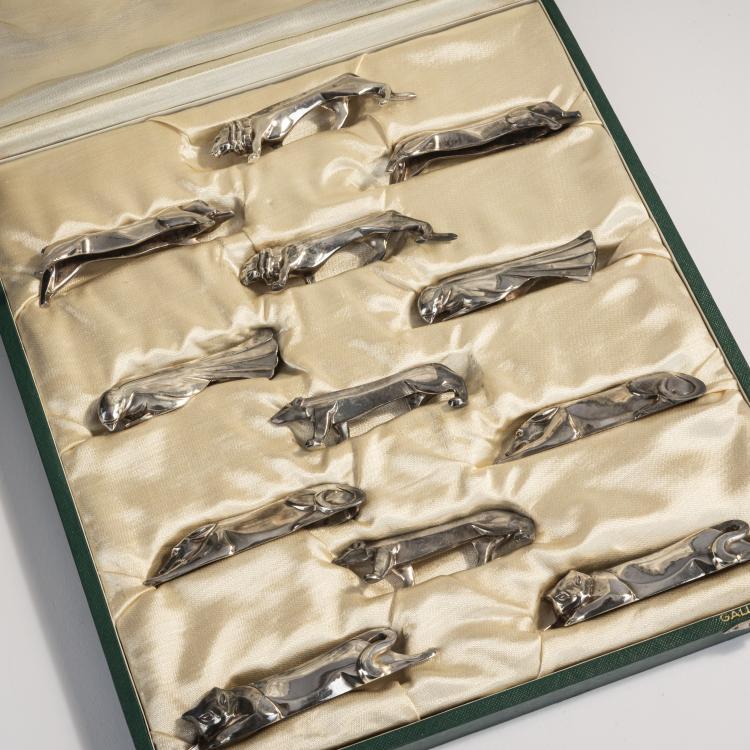 Bild 2 zu Objekt, Zw&ouml;lf Messerb&auml;nkchen, um 1925, Christofle, Paris, 171B 437