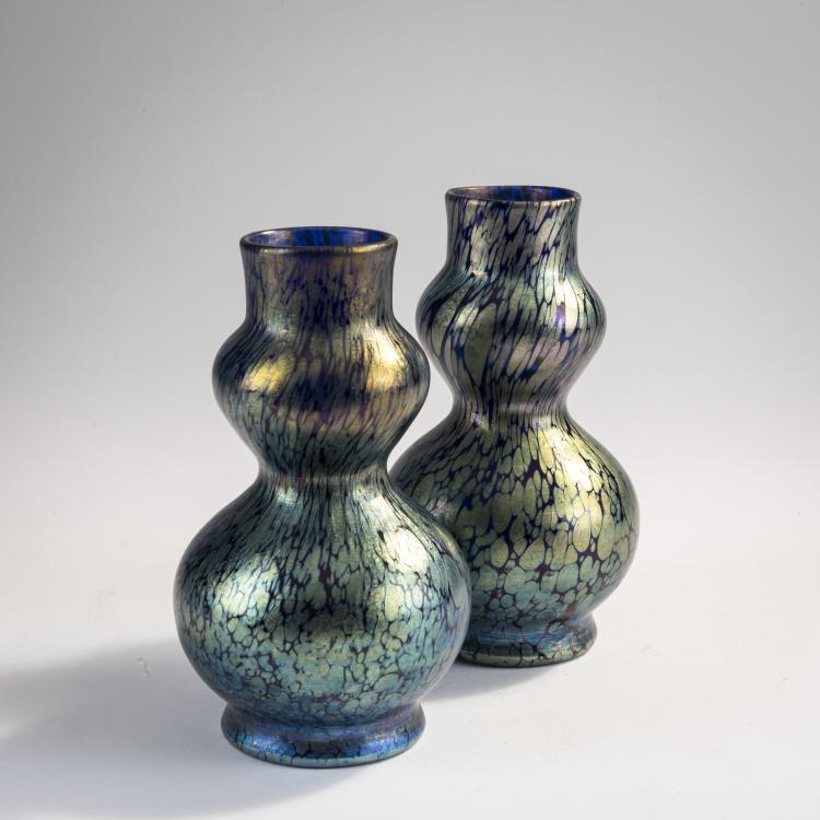Hauptbild zu Objekt, Two 'Papillon' vases, c. 1898, L&ouml;tz Wwe., Klosterm&uuml;hle, 171A 237
