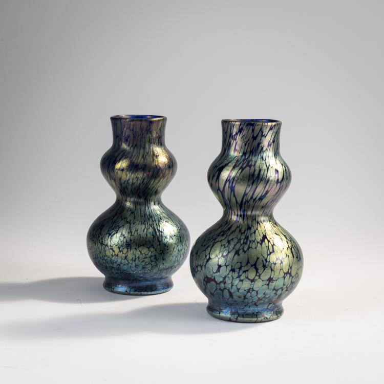 Bild 1 zu Objekt, Two 'Papillon' vases, c. 1898, L&ouml;tz Wwe., Klosterm&uuml;hle, 171A 237