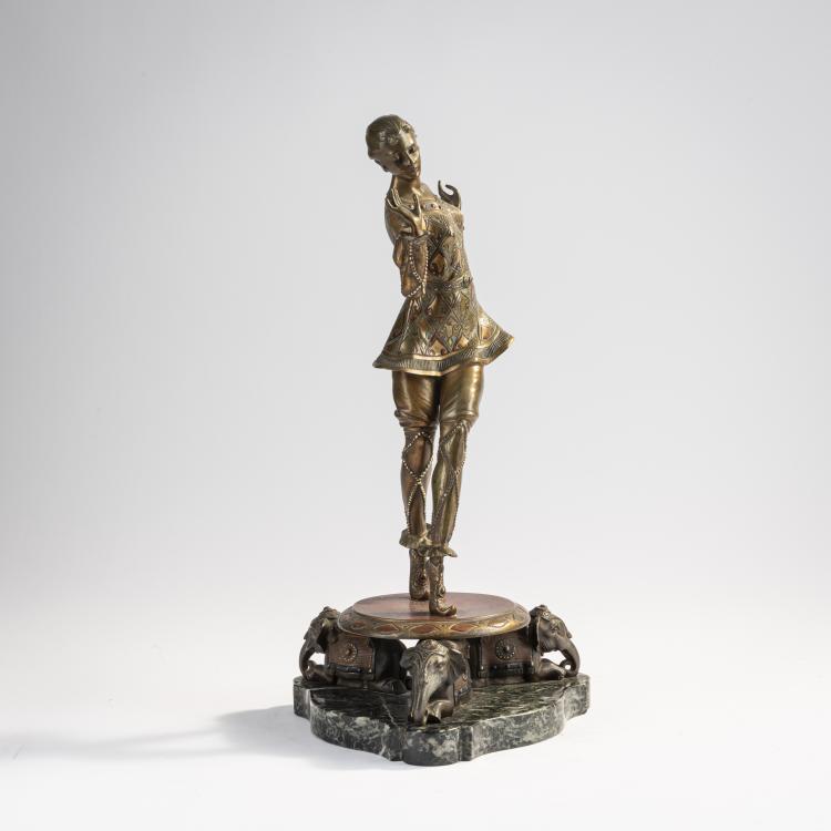 Bild 1 zu Objekt, Javanesische T&auml;nzerin, um 1925, Hans Keck, 171B 309