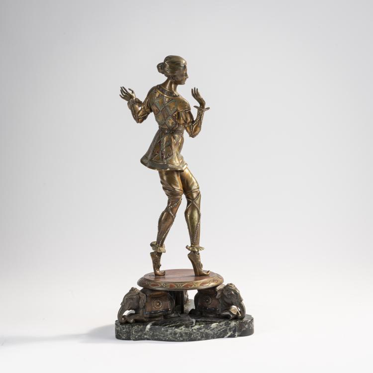 Bild 2 zu Objekt, Javanesische T&auml;nzerin, um 1925, Hans Keck, 171B 309