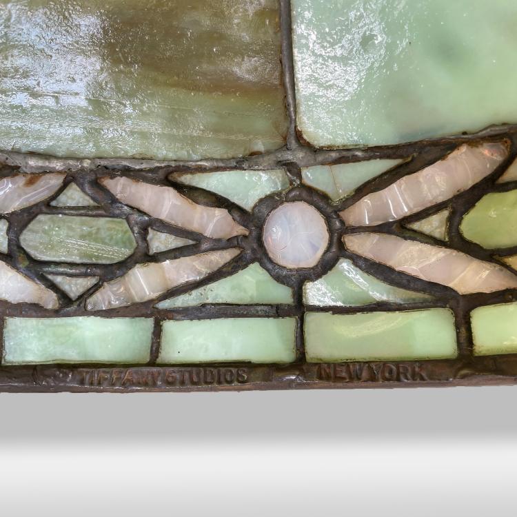 Bild 6 zu Objekt, Tischleuchte 'Jeweled Blossom', um 1907, Louis C. Tiffany, Tiffany Studios, New York, 171A 265