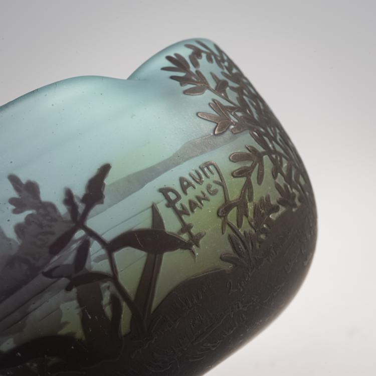 Bild 2 zu Objekt, Schale 'Paysage lacustre nocture', 1910-15, Daum Fr&egrave;res, Nancy, 171A 52