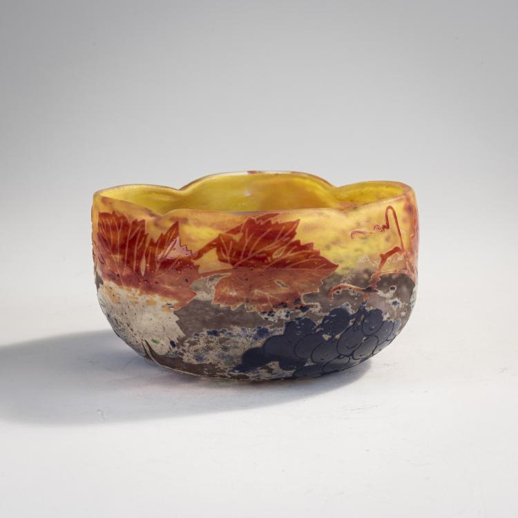 Bild 1 zu Objekt, Schale 'Vigne &agrave; l'automne', 1903-04, Henri Berg&eacute;, Daum Fr&egrave;res, Nancy, 171A 35