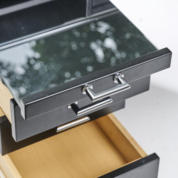 Bild 4 zu Objekt, Desk, c. 1930, Pauli E. Blomstedt, Merivaara Oy, Helsinki, 173B 440