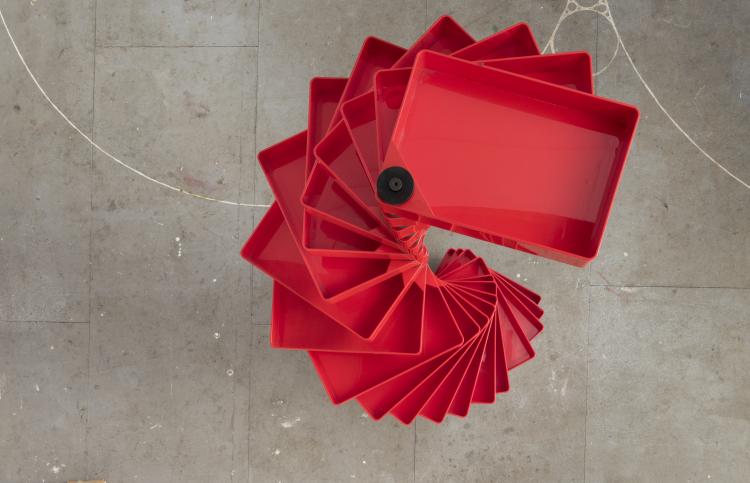 Bild 2 zu Objekt, Kommode 'Revolving Cabinet' - 'PC/15', 1970, Shiro Kuramata, Cappellini, Mailand, 172A 197