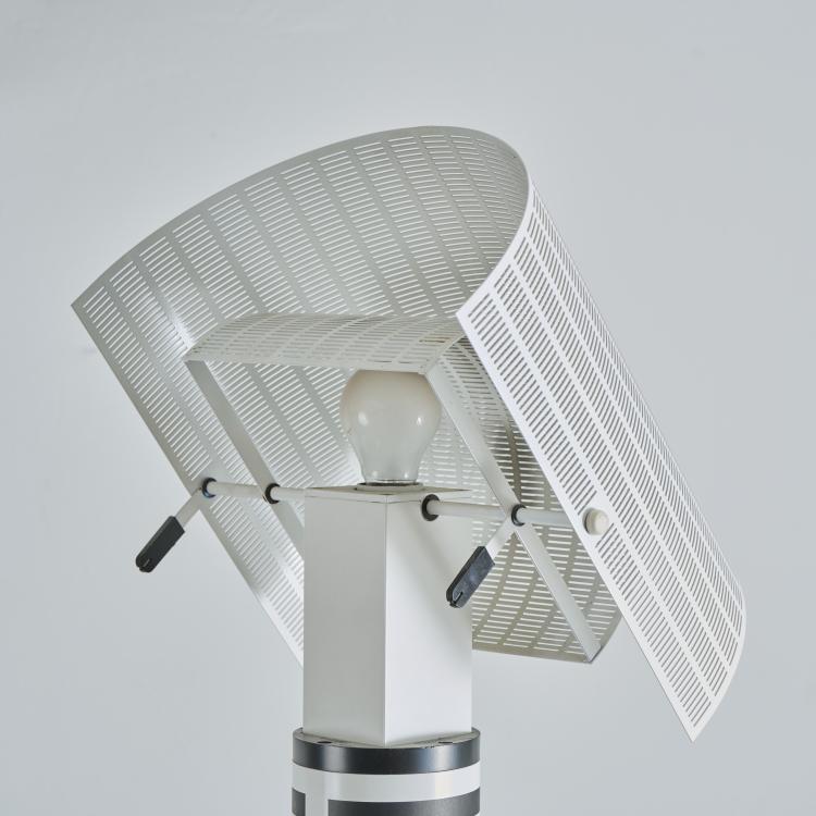 Bild 1 zu Objekt, Two 'Shogun' floor lights, 1986, Mario Botta, Artemide, Mailand, 172A 121