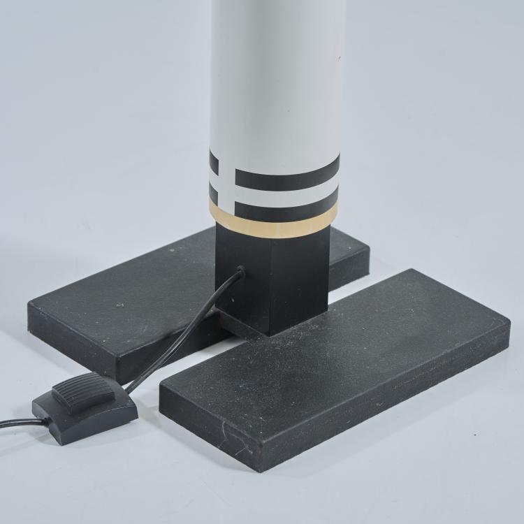 Bild 5 zu Objekt, Two 'Shogun' floor lights, 1986, Mario Botta, Artemide, Mailand, 172A 121