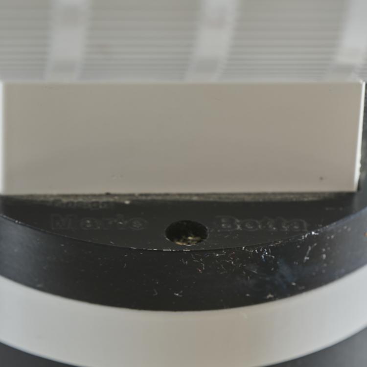 Bild 8 zu Objekt, Two 'Shogun' floor lights, 1986, Mario Botta, Artemide, Mailand, 172A 121