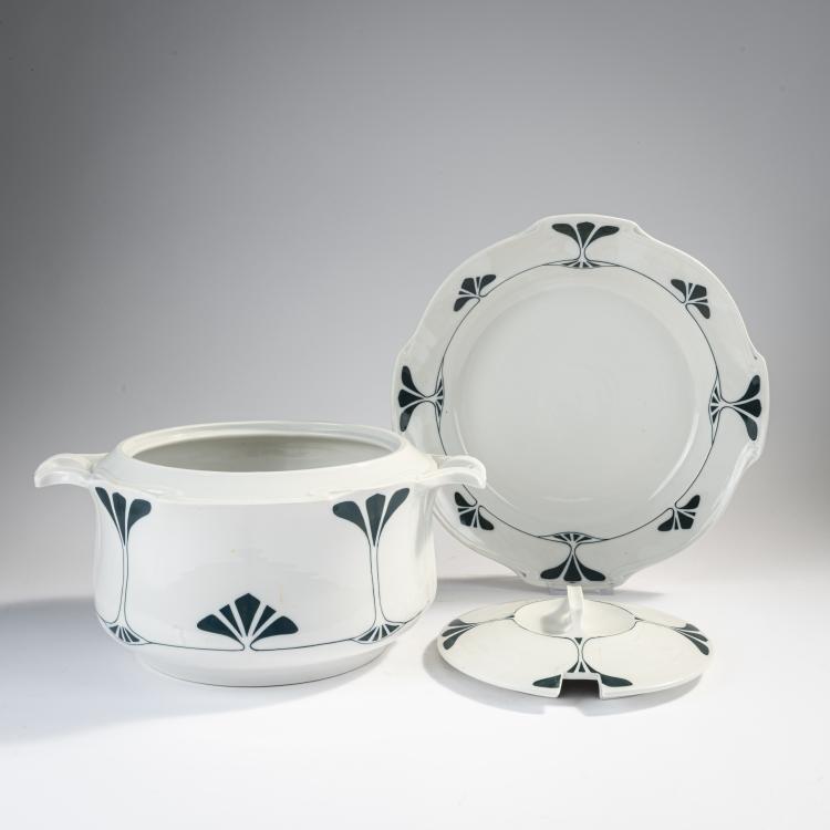 Bild 3 zu Objekt, Deckelterrine mit Platte 'Geschweifte Form' - Agnes', 1903, Therese Trethan, Selle, Burgau, 171B 362