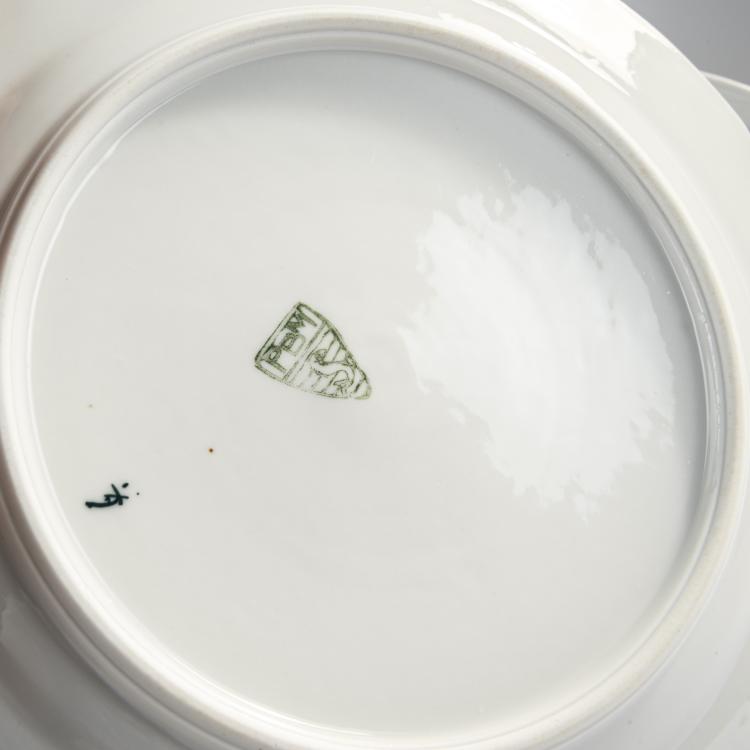 Bild 1 zu Objekt, Sechs Vorspeiseteller 'Geschweifte Form' - Agnes', 1903, Therese Trethan, Selle, Burgau, 171B 364