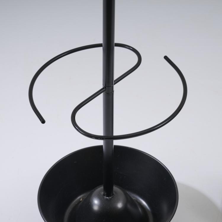Bild 2 zu Objekt, Clothes rack 'Servomanto', 1985 and umbrella stand 'Servopluvio', 1961/80, Achille Castiglioni,Pier Giacomo Castiglioni, Zanotta, Nova Milanese, 173A 260