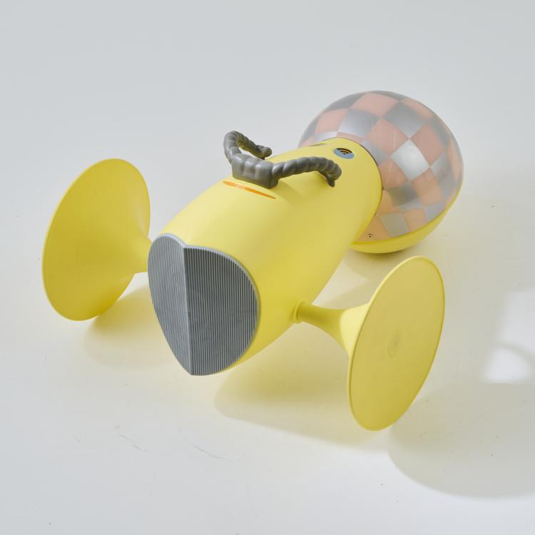 Hauptbild zu Objekt, Children's vehicle 'The Face', c. 1995, Philippe Starck, BIG, F&uuml;rth, 173B 519