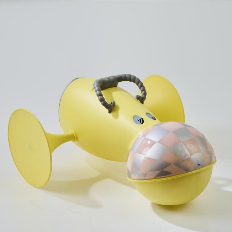 Bild 4 zu Objekt, Children's vehicle 'The Face', c. 1995, Philippe Starck, BIG, F&uuml;rth, 173B 519