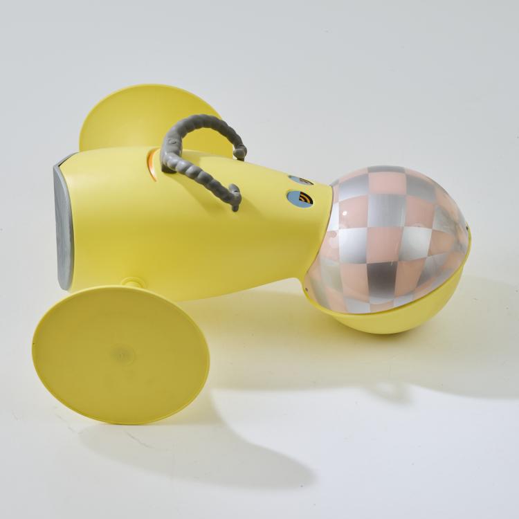 Bild 7 zu Objekt, Children's vehicle 'The Face', c. 1995, Philippe Starck, BIG, F&uuml;rth, 173B 519