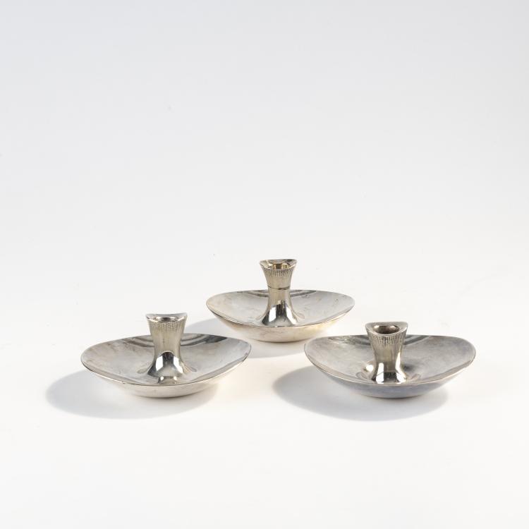 Hauptbild zu Objekt, Three candlesticks, c. 1956, Tapio Wirkkala, Kultakeskus Oy, H&auml;meenlinna, 172B 351