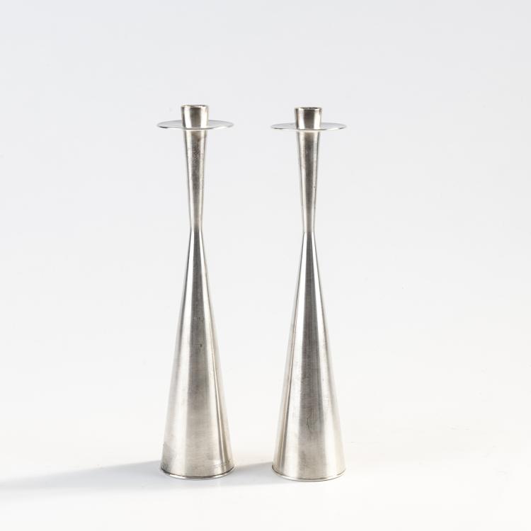 Hauptbild zu Objekt, Two candlesticks, 1957, Tapio Wirkkala, Kultakeskus Oy, H&auml;meenlinna, 172B 352