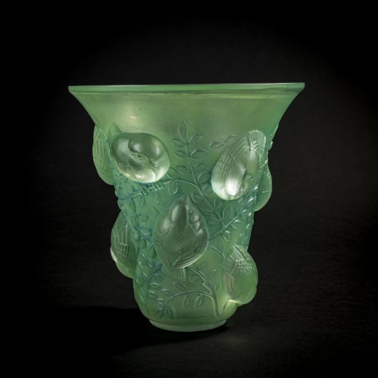Hauptbild zu Objekt, Vase 'Saint-Fran&ccedil;ois', 1930, Ren&eacute; Lalique, Lalique, Ren&eacute;, Wingen-sur-Moder, 171A 160