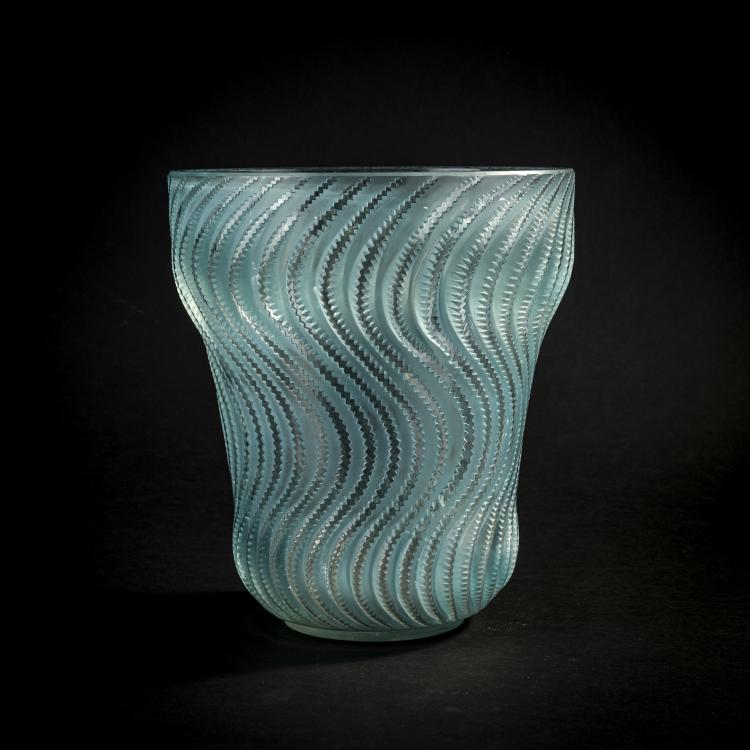 Hauptbild zu Objekt, Vase 'Actinia', 1934, Ren&eacute; Lalique, Lalique, Ren&eacute;, Wingen-sur-Moder, 171A 165